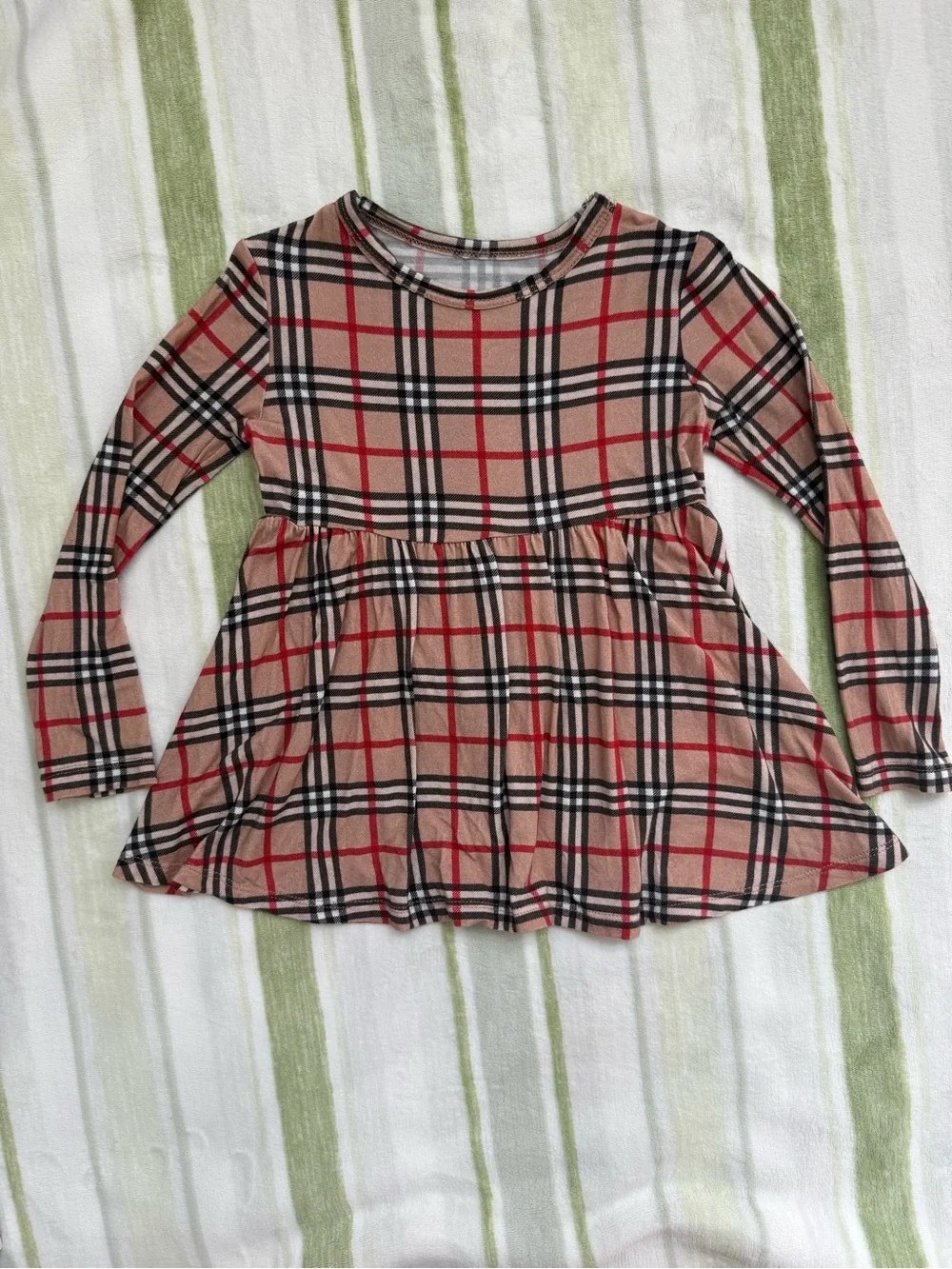 Stone and Rose Bamboo Long-Sleeve Plaid Peplum Top